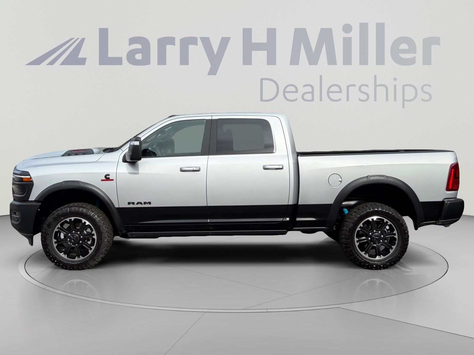New 2026 RAM 2500 Rebel w/ Rebel Level 2 Equipment Group AWD/4WD image 2