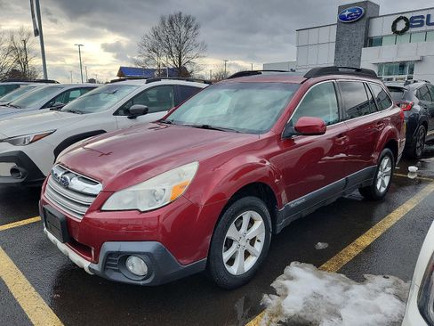 Used 2014 Subaru Outback 2.5i Limited image 3