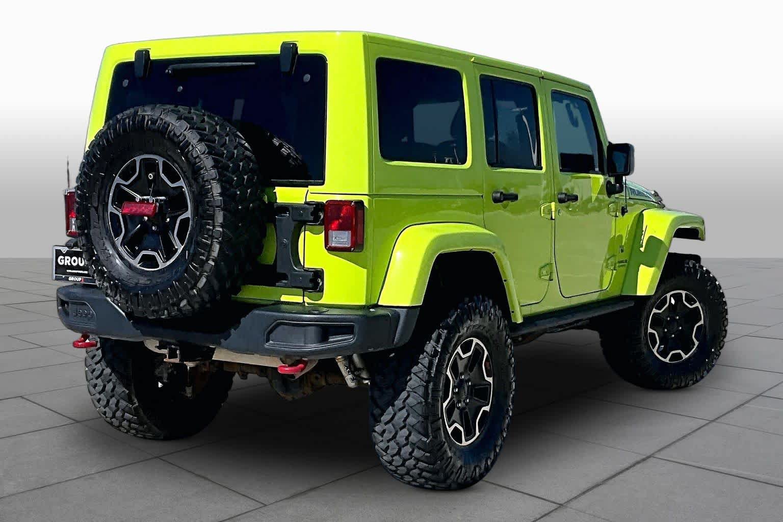 Used 2016 Jeep Wrangler Unlimited Rubicon AWD/4WD image 12