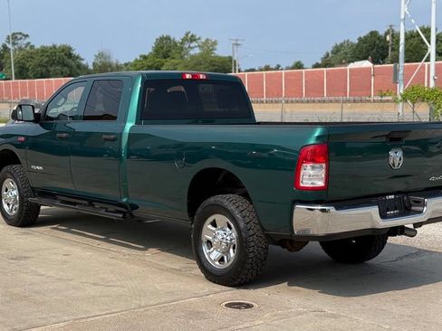 Used 2022 RAM 2500 Tradesman w/ Chrome Appearance Group AWD/4WD image 10