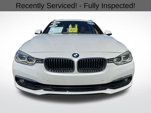 Used 2019 BMW 330i xDrive 330i xDrive w/ Convenience Package image 3