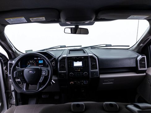 Used 2018 Ford F150 XLT AWD/4WD image 19