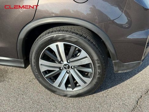 Used 2023 Mitsubishi Outlander Sport SE image 4