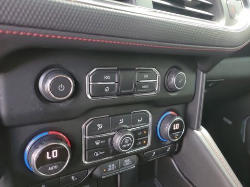 Used 2021 Chevrolet Tahoe RST w/ Luxury Package image 21