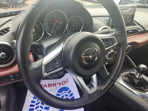 Used 2017 MAZDA MX-5 Miata RF Grand Touring image 7