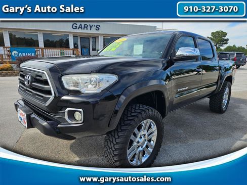 Used 2016 Toyota Tacoma SR5 w/ SR5 Appearance Package (SN) AWD/4WD image 1