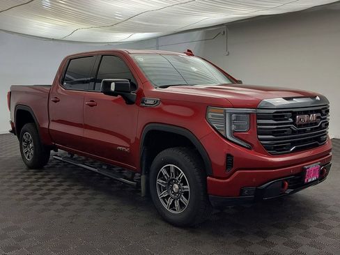 Used 2024 GMC Sierra 1500 AT4 w/ AT4 Preferred Package AWD/4WD image 7