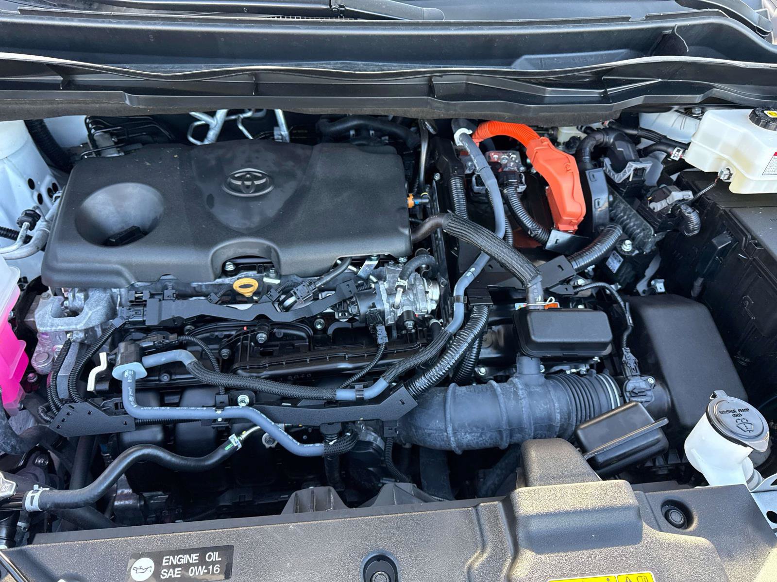 Used 2024 Toyota Sienna LE AWD/4WD image 10