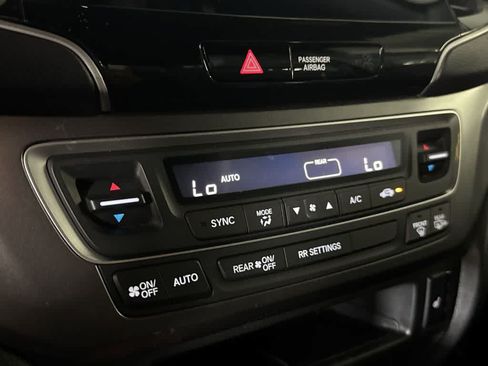Used 2024 Honda Passport EX-L image 19