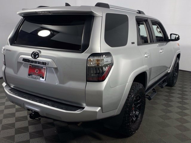 Used 2024 Toyota 4Runner SR5 Premium w/ Moonroof Package AWD/4WD image 8