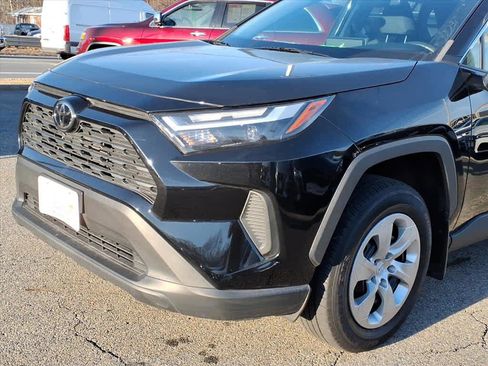 Used 2023 Toyota RAV4 LE image 6