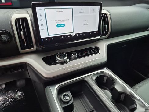 New 2026 Ford Expedition Active RWD image 14