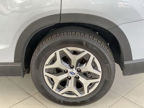 Used 2023 Subaru Forester Premium AWD/4WD image 13
