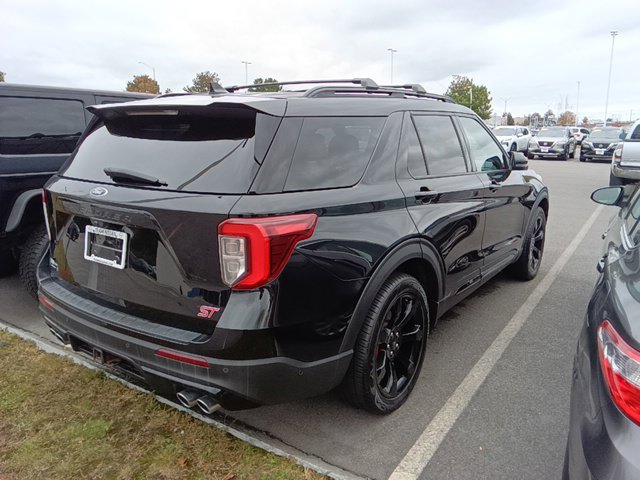Used 2023 Ford Explorer XLT w/ Equipment Group 202A AWD/4WD image 6
