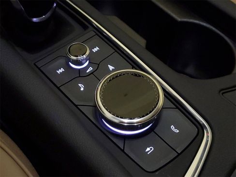 New 2025 Cadillac XT6 Premium Luxury w/ Platinum Package image 28