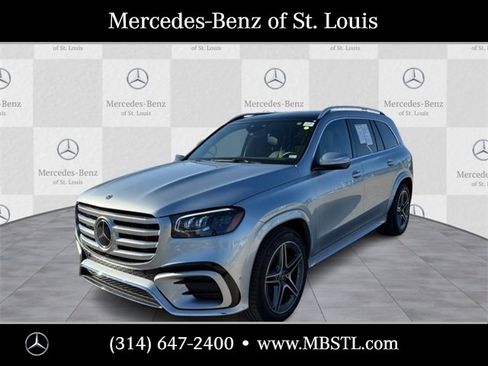 Certified 2025 Mercedes-Benz GLS 450 4MATIC image 7