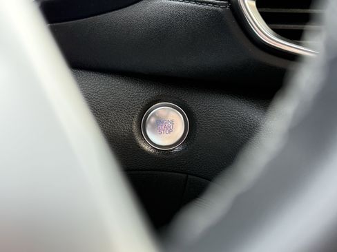 Used 2022 Hyundai Santa Fe XRT image 4