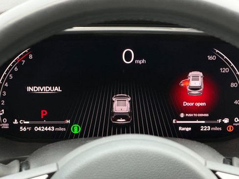 Used 2024 Acura MDX FWD w/ Technology Package image 16