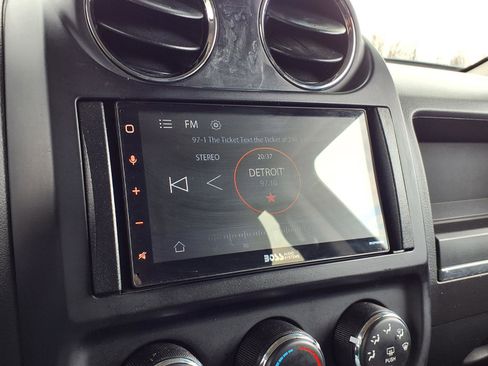 Used 2015 Jeep Patriot Sport w/ Power Value Group image 8