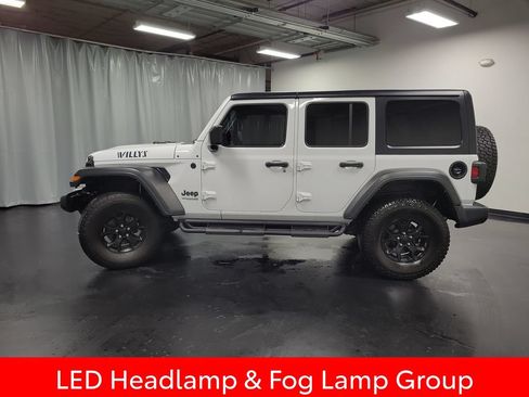 Used 2022 Jeep Wrangler Unlimited Sport AWD/4WD image 5