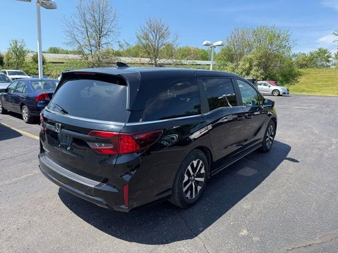 Used 2025 Honda Odyssey EX-L image 3