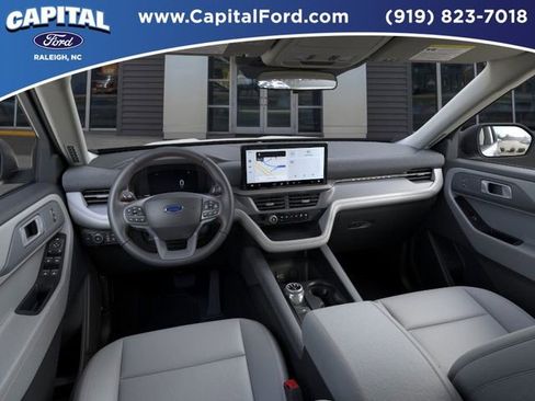 New 2026 Ford Explorer Active image 9