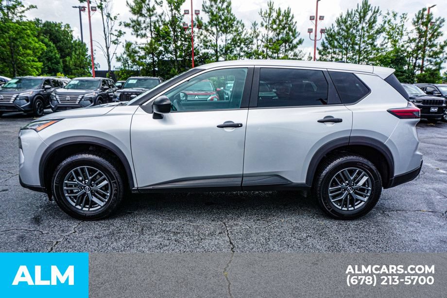 Used 2024 Nissan Rogue S FWD image 6