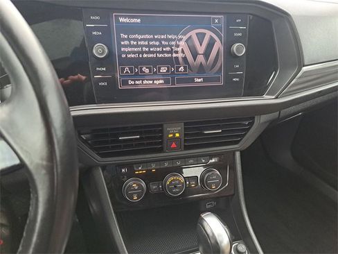Used 2019 Volkswagen Jetta SEL image 17