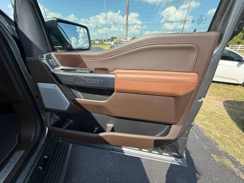 Used 2025 Ford F150 King Ranch w/ FX4 Off-Road Package AWD/4WD image 22