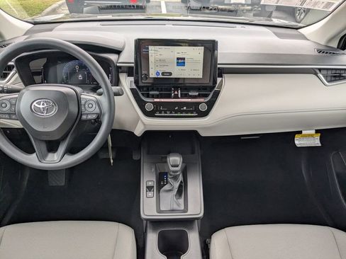 New 2026 Toyota Corolla Cross L image 16