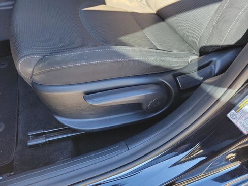 Used 2019 Kia Forte LXS image 7