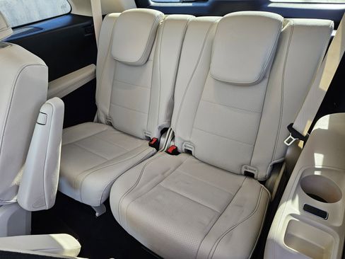 Used 2023 Mercedes-Benz GLS 450 GLS 450 image 29