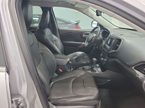 Used 2021 Jeep Cherokee Latitude Lux image 20