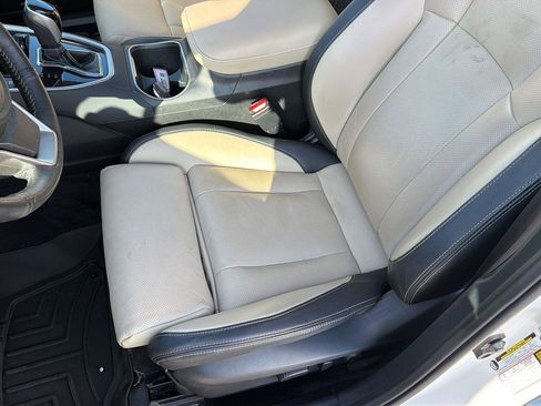 Used 2023 Subaru Outback Limited AWD/4WD image 31