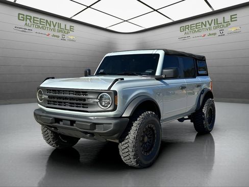 Used 2022 Ford Bronco 4-Door AWD/4WD image 1