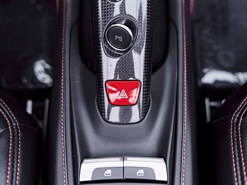 Used 2018 Ferrari 488 Spider RWD image 84