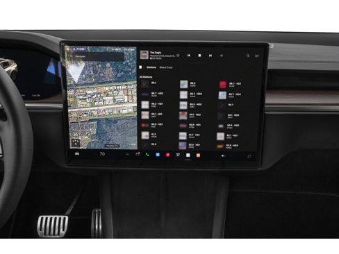 Used 2023 Tesla Model X Plaid image 10