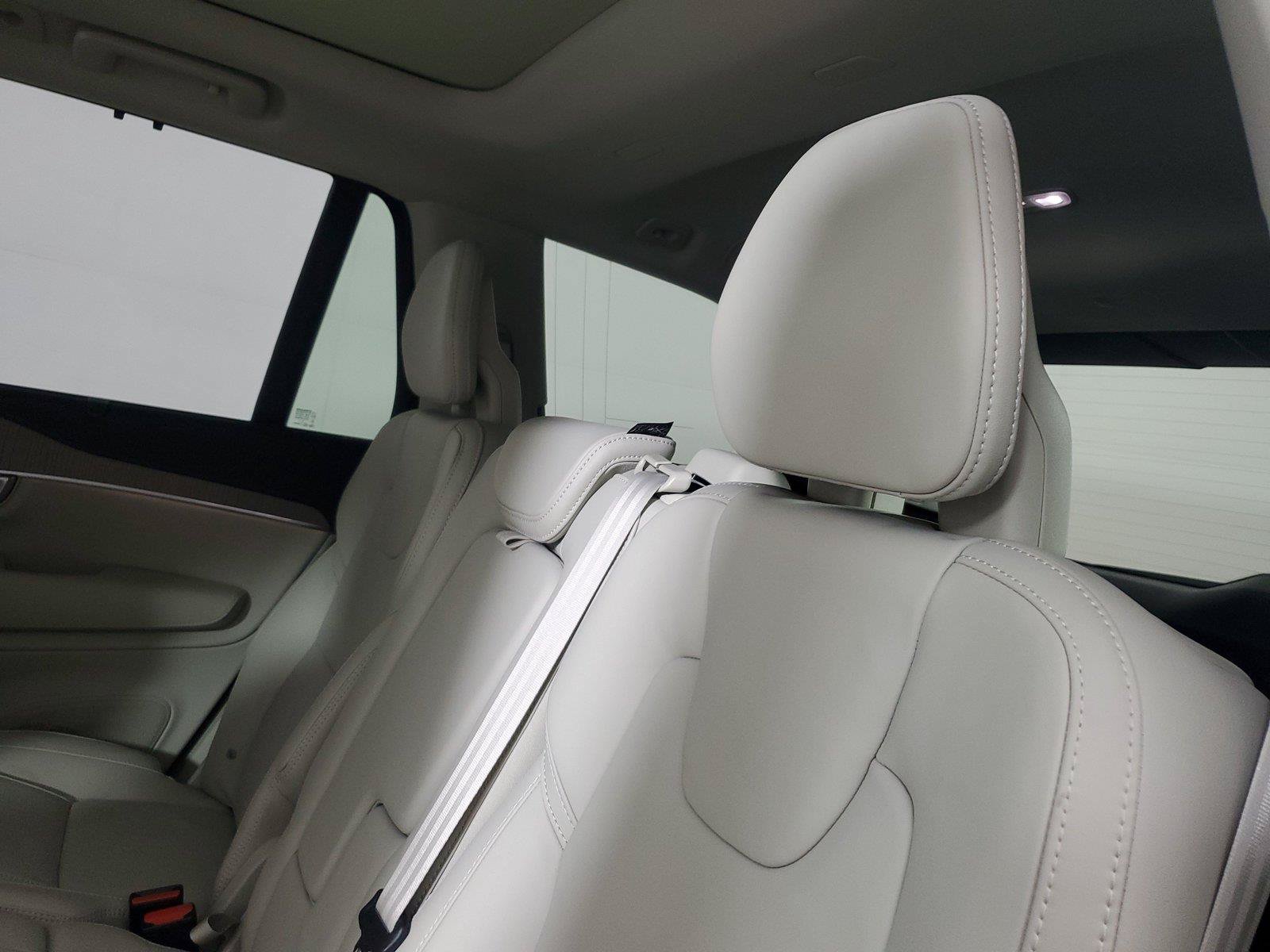 Certified 2024 Volvo XC90 B6 Ultimate w/ Protection Package Premier AWD/4WD image 13