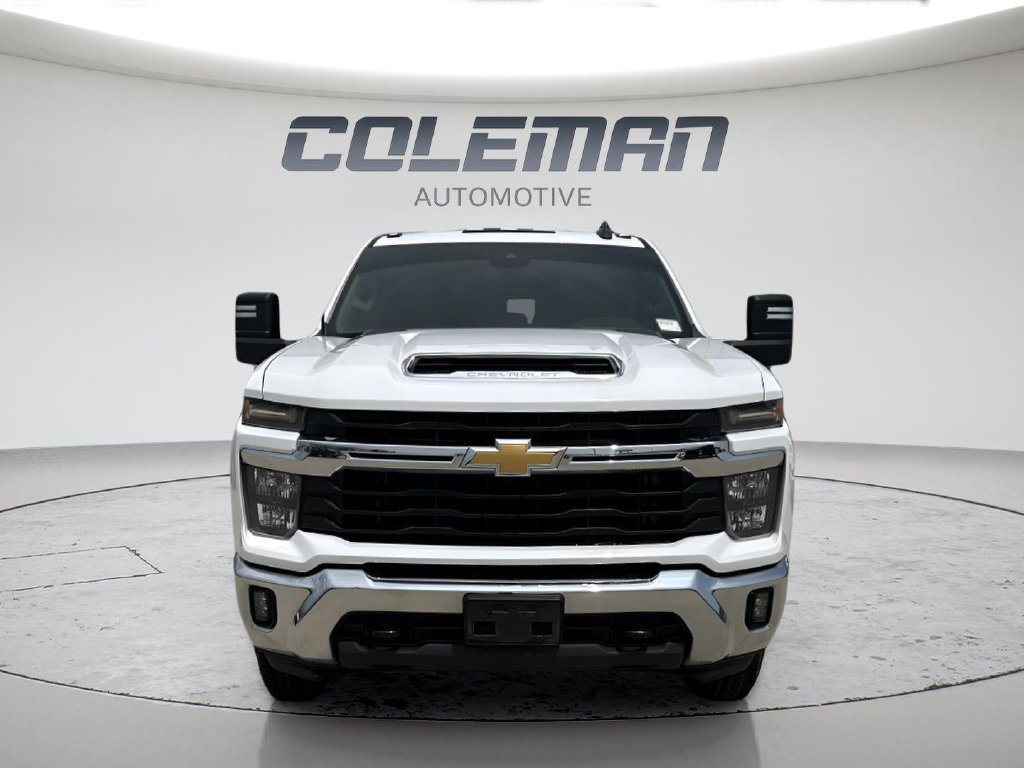 Used 2024 Chevrolet Silverado 2500 LT AWD/4WD image 8