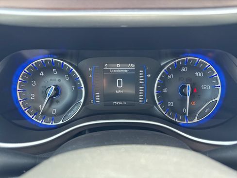 Used 2023 Chrysler Voyager LX FWD image 26