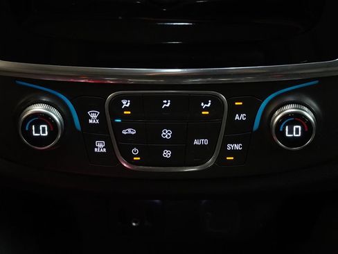 Used 2019 Chevrolet Traverse LS FWD image 20