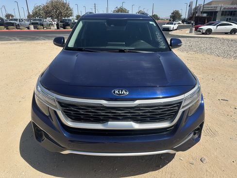 Used 2021 Kia Seltos EX AWD/4WD image 8