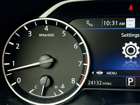 Used 2024 Nissan Murano Platinum w/ Cargo Package image 41