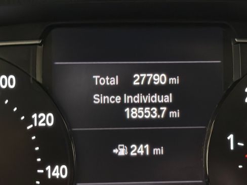 Used 2021 BMW 330i Sedan w/ Driving Assistance Package RWD image 25