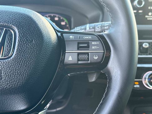 Certified 2025 Honda Civic Sport Touring image 27