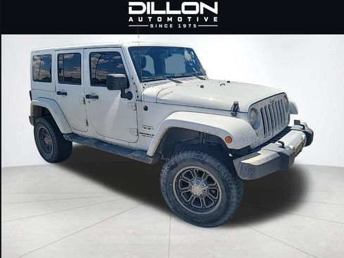 Used 2017 Jeep Wrangler Unlimited Sahara w/ Trailer Tow Group AWD/4WD image 6