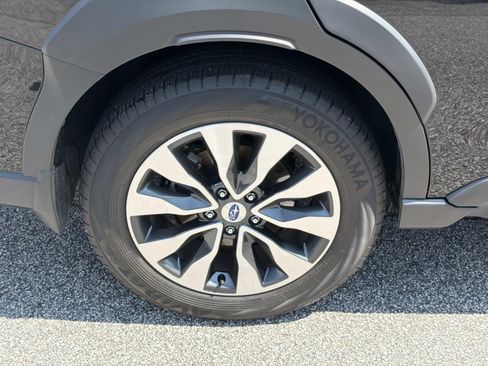 Certified 2024 Subaru Outback Limited AWD/4WD image 18