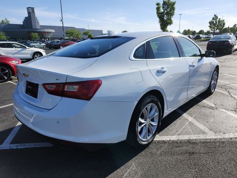 Used 2024 Chevrolet Malibu LT FWD image 17