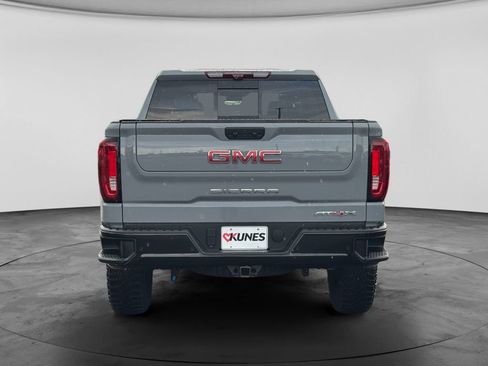 Used 2025 GMC Sierra 1500 AT4X AWD/4WD image 9