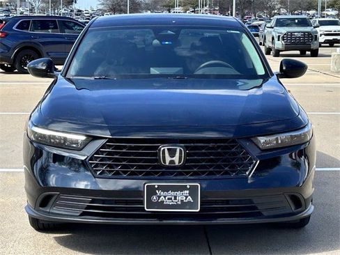 Used 2025 Honda Accord LX image 8